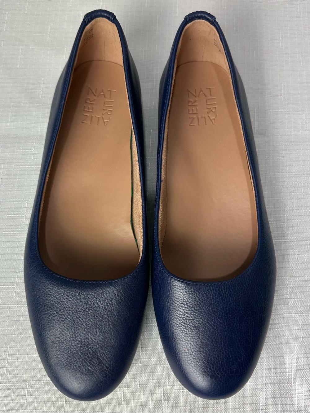 Naturalizer Maxwell Navy Flats Size 8.5